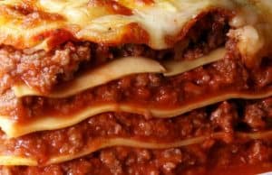 A Temperature Guide for Baking, Serving & Reheating Lasagna – Cooking Chops
